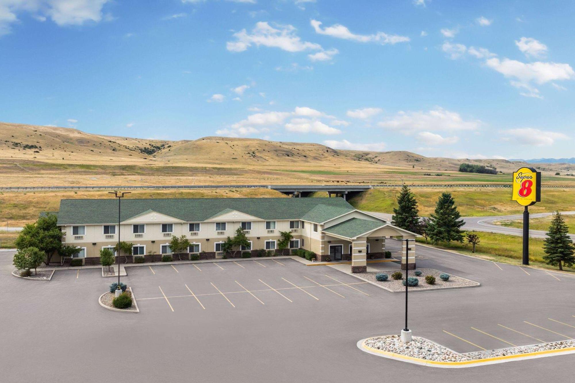 Super 8 By Wyndham Big Timber Motel Exterior foto